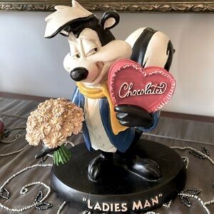 Vtg Warner Bros Studio PEPE LE PEW “LADIES MAN” Resin Figurine Statue 8”